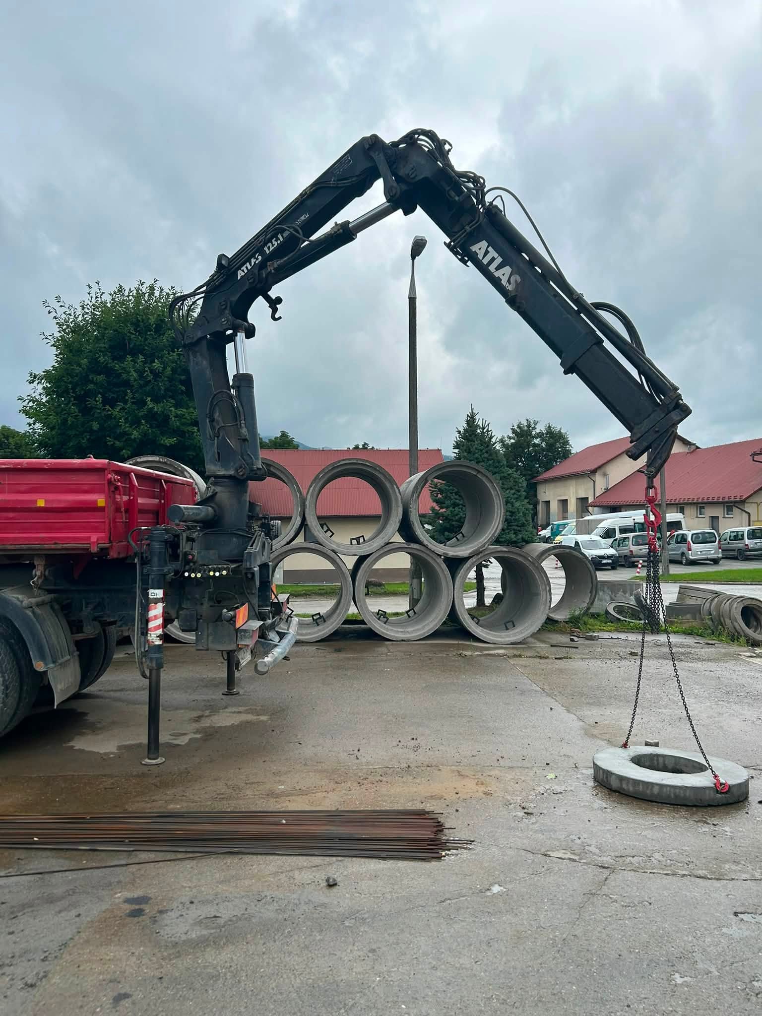 Żuraw HDS podczas pracy